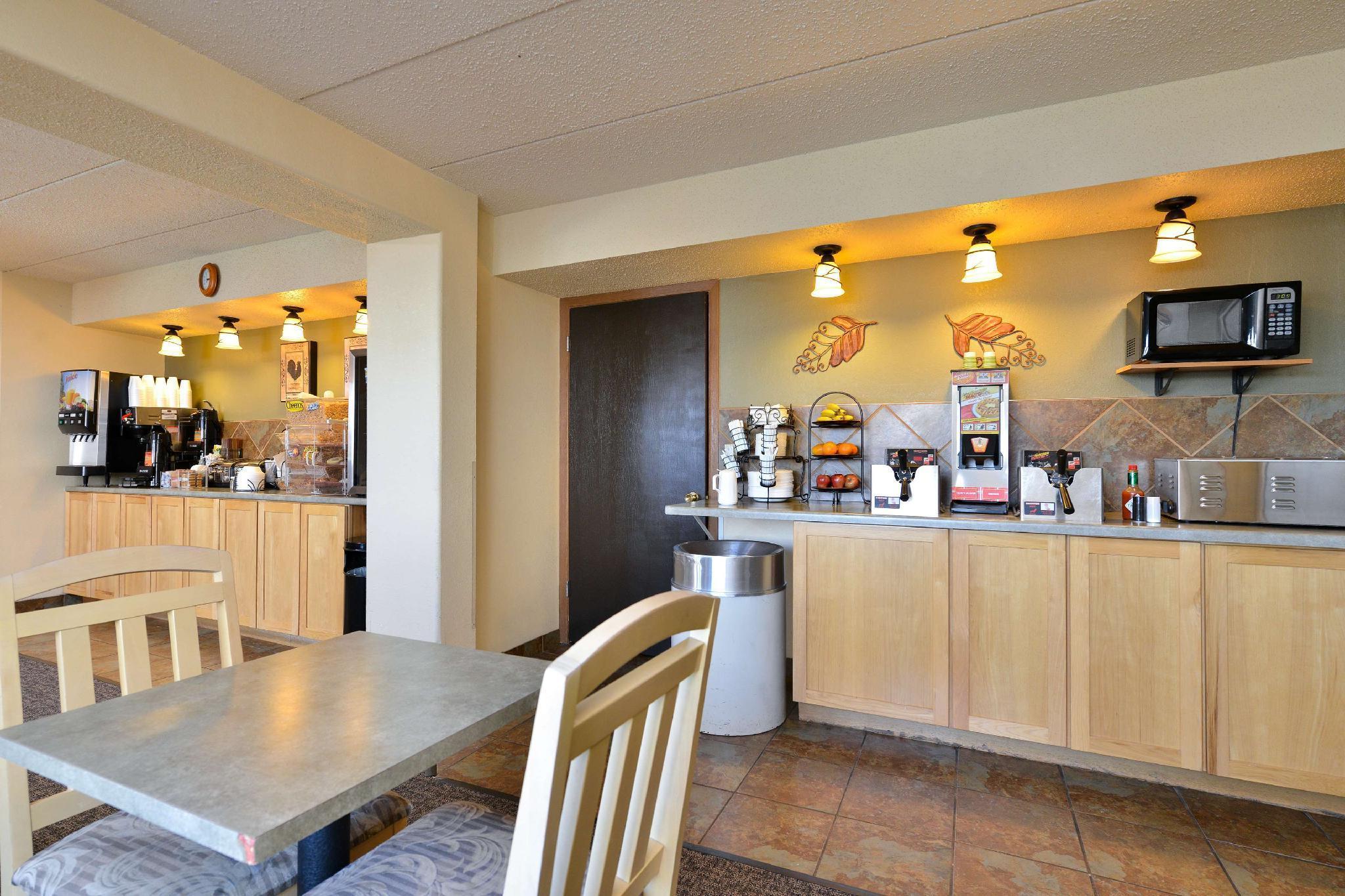 Super 8 By Wyndham Rapid City Ngoại thất bức ảnh